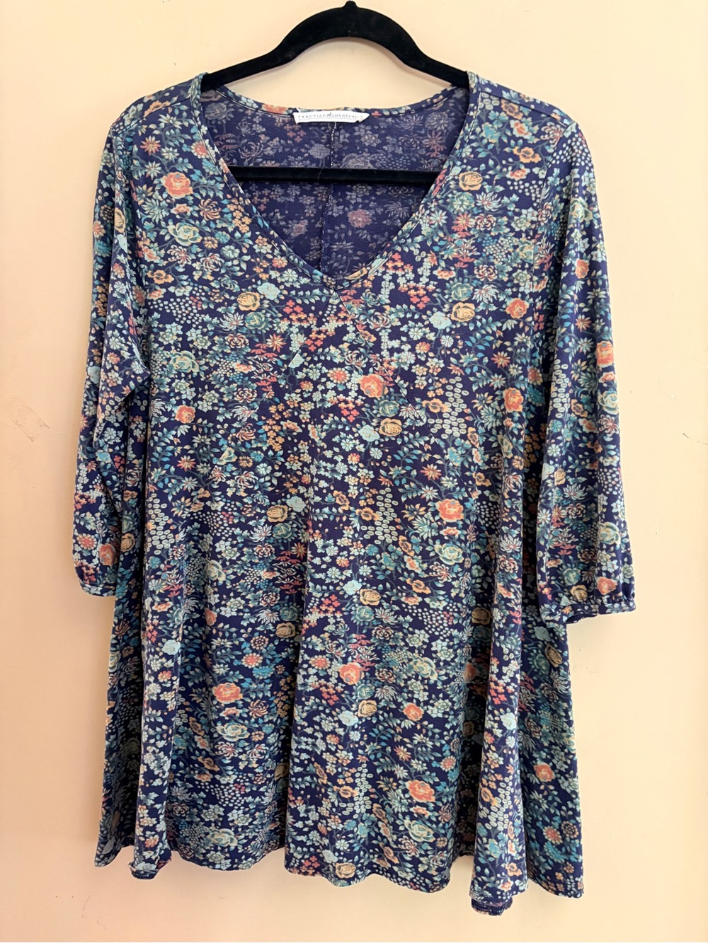 Peruvian Connection Floral V-Neck Swing Top in Navy